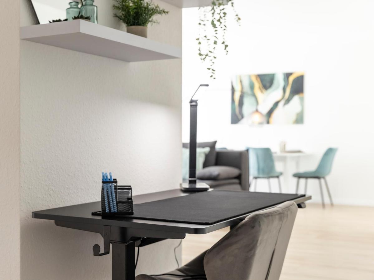 Arena In Der Naehe - Tiefgarage - Balkon - Kueche - Smart Tv Appartement Gelsenkirchen Buitenkant foto