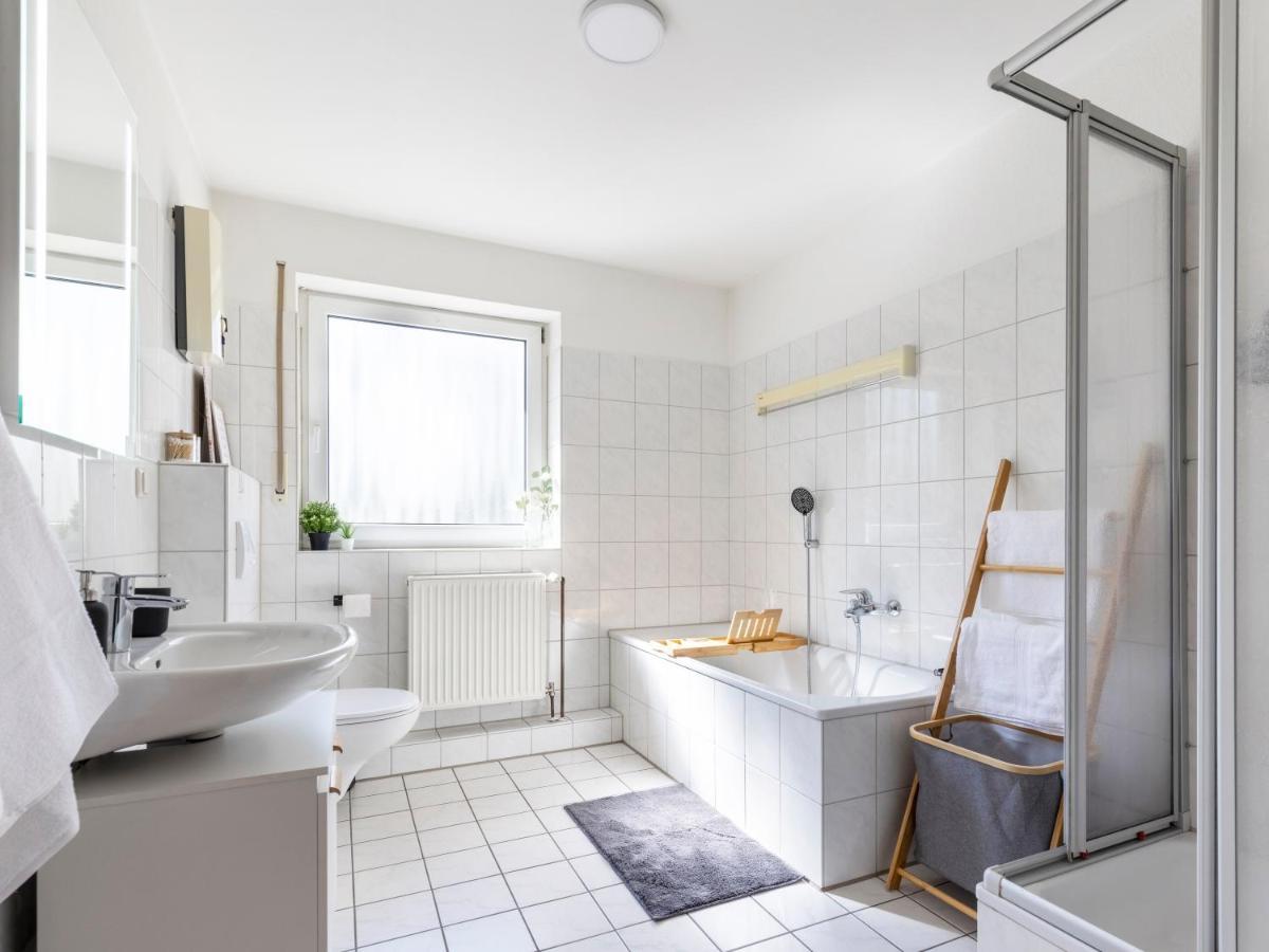 Arena In Der Naehe - Tiefgarage - Balkon - Kueche - Smart Tv Appartement Gelsenkirchen Buitenkant foto